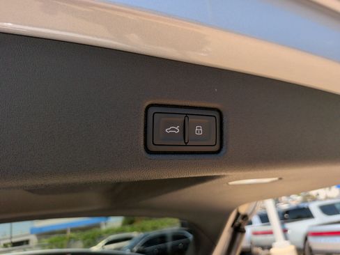 Used 2026 Audi Q5 Premium AWD/4WD image 38