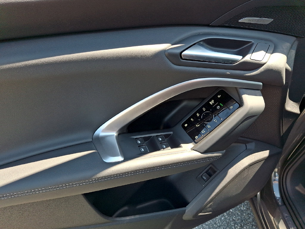 New 2026 Audi Q5 Premium Plus AWD/4WD image 10