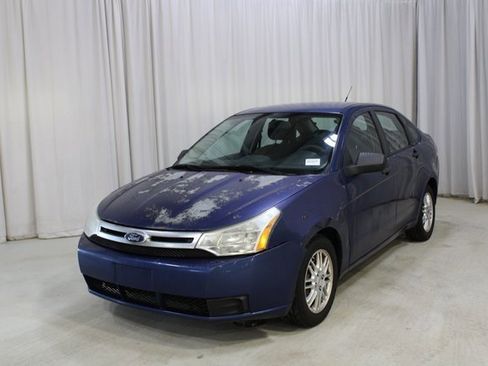 Used 2009 Ford Focus SE image 36