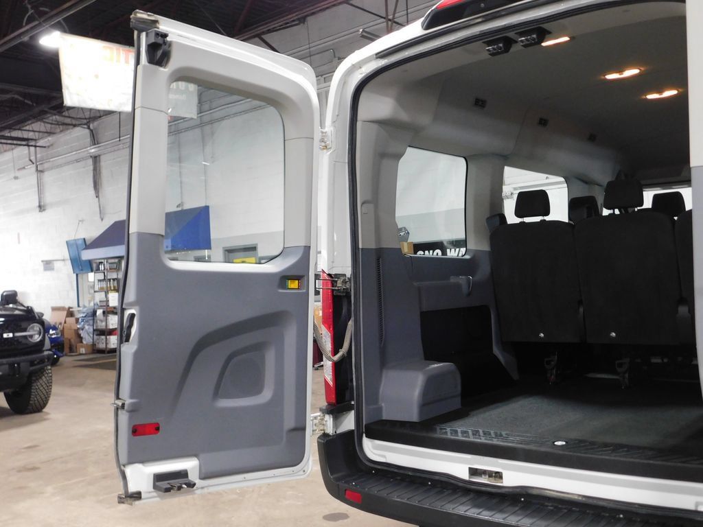 Used 2018 Ford Transit 150 XLT RWD image 76