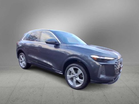 New 2025 Audi Q5 Premium Plus image 2