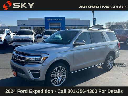 Used 2024 Ford Expedition Limited image 1