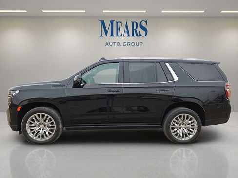 Used 2024 Chevrolet Tahoe High Country w/ Advanced Technology Package image 2