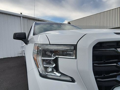 Used 2020 GMC Sierra 1500 Elevation w/ Elevation Value Package image 12
