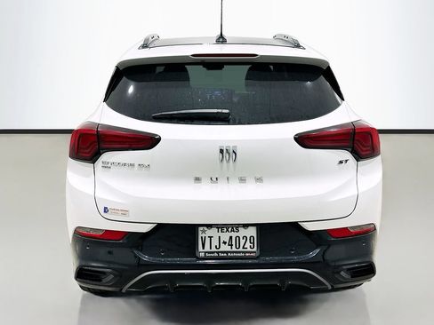 Used 2024 Buick Encore GX Sport Touring w/ Advanced Technology Package AWD/4WD image 5