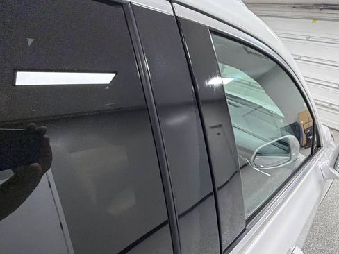 Used 2019 Cadillac XT4 Premium Luxury FWD image 37