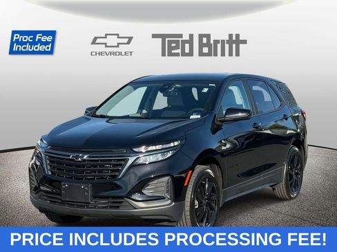 Certified 2024 Chevrolet Equinox LS w/ LS Convenience Package AWD/4WD image 1