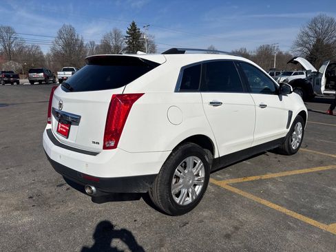 Used 2013 Cadillac SRX Luxury image 6