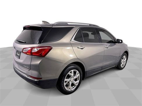 Used 2019 Chevrolet Equinox Premier image 8