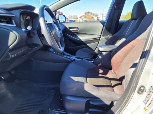 Certified 2023 Toyota Corolla SE w/ SE Premium Package image 5