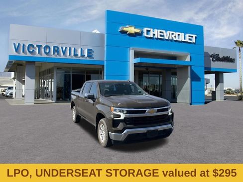 Used 2023 Chevrolet Silverado 1500 LT RWD image 3