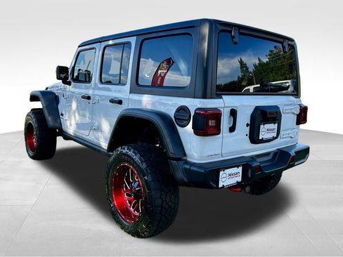 Used 2024 Jeep Wrangler Unlimited Rubicon AWD/4WD image 4