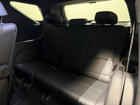 Used 2026 Chevrolet Traverse High Country w/ LPO, Floor Liner Package AWD/4WD image 30