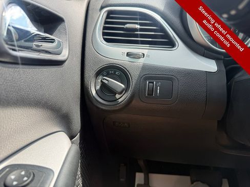 Used 2017 Dodge Journey SE FWD image 27