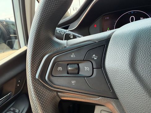 Used 2023 Chevrolet Bolt LT FWD image 16