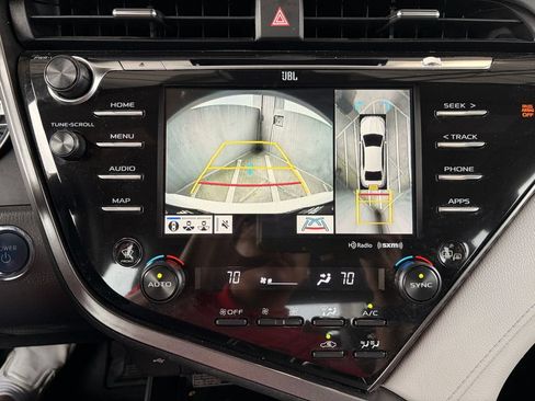 Used 2020 Toyota Camry XLE w/ Driver Assist Package FWD image 22
