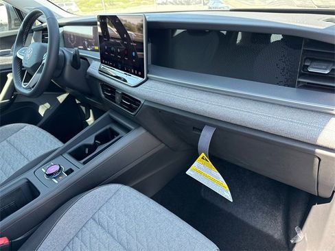 New 2025 Volkswagen Tiguan S image 19