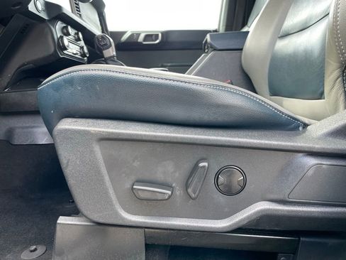 Used 2024 Ford Bronco Outer Banks AWD/4WD image 25