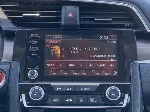 Used 2019 Honda Civic EX image 13