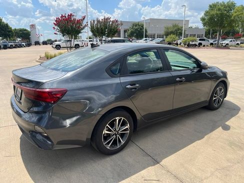 Used 2024 Kia Forte LXS FWD image 12