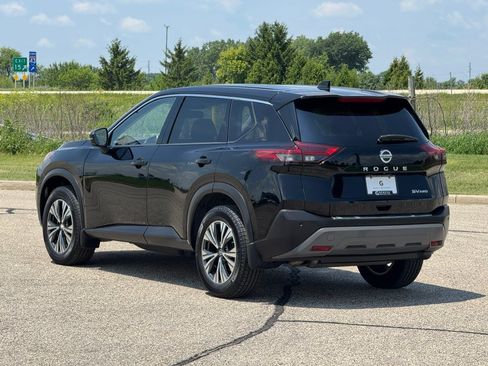 Used 2021 Nissan Rogue SV AWD/4WD image 5
