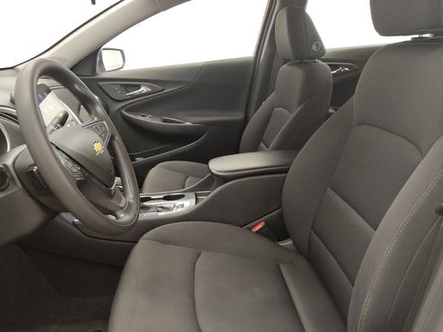 Used 2024 Chevrolet Malibu LS FWD image 17
