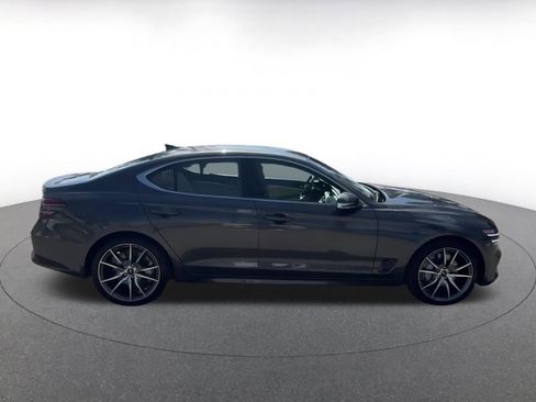 Used 2025 Genesis G70 2.5T image 16