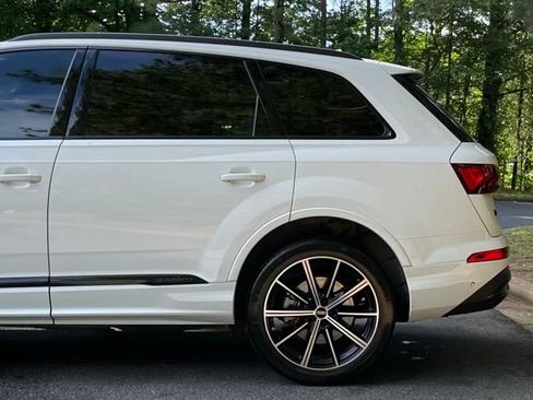 Used 2022 Audi Q7 3.0T Premium Plus AWD/4WD image 5