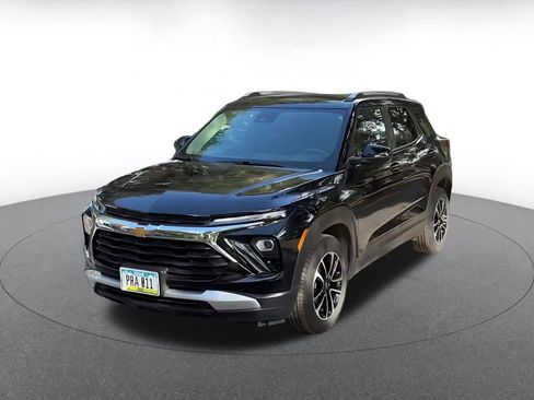 Used 2025 Chevrolet TrailBlazer LT image 7