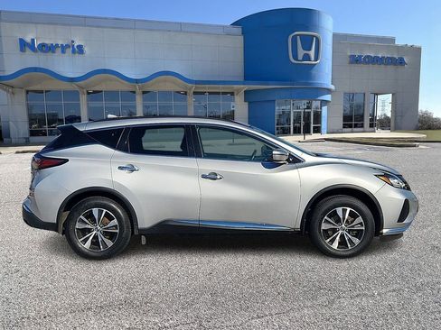 Used 2019 Nissan Murano SV w/ Cargo Package image 5