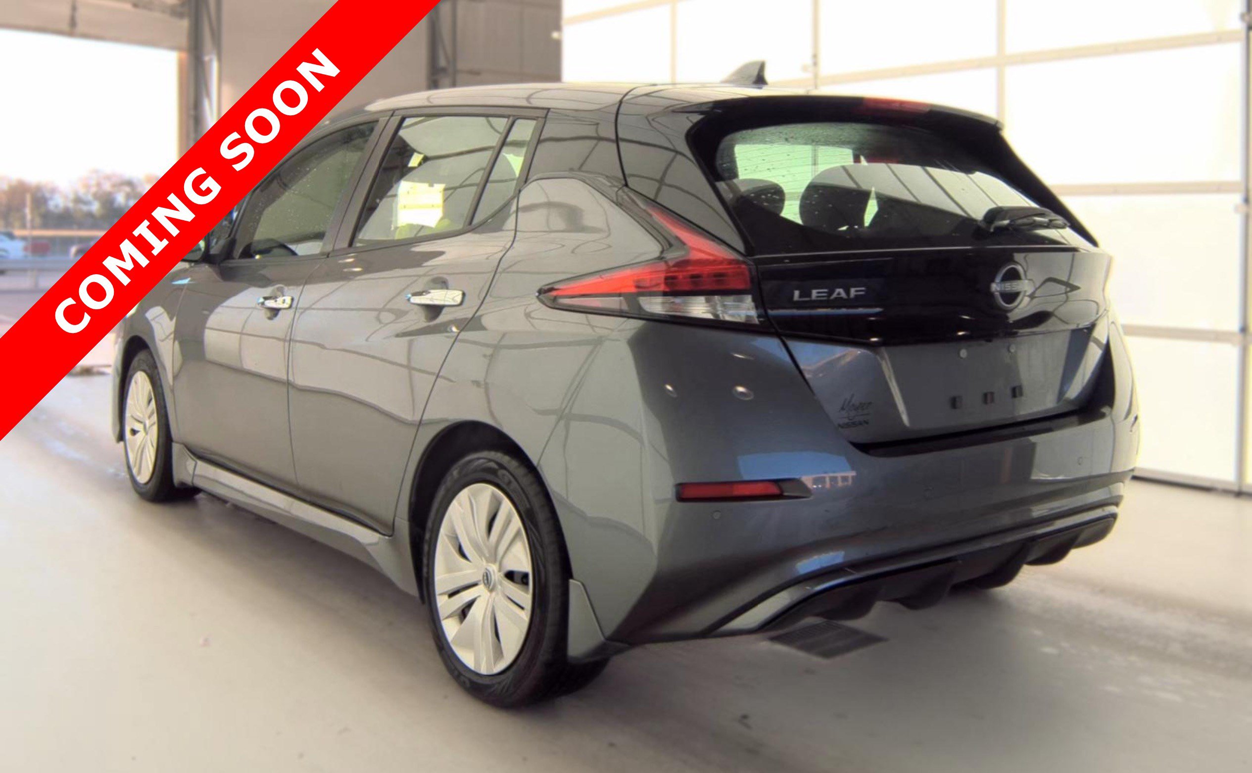 Used 2023 Nissan Leaf S FWD image 3