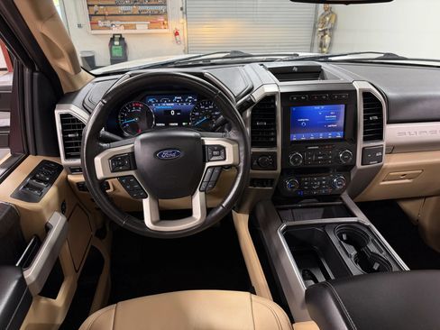 Used 2020 Ford F250 Lariat w/ Lariat Ultimate Package AWD/4WD image 24
