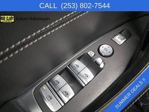 Used 2021 BMW X3 xDrive30e w/ Executive Package AWD/4WD image 27