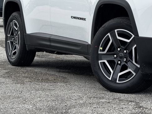 New 2026 Jeep Cherokee Limited image 12