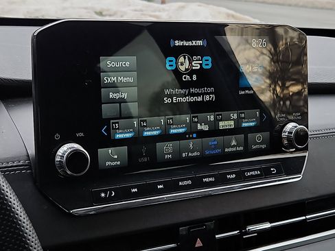 Used 2023 Mitsubishi Outlander SE image 17