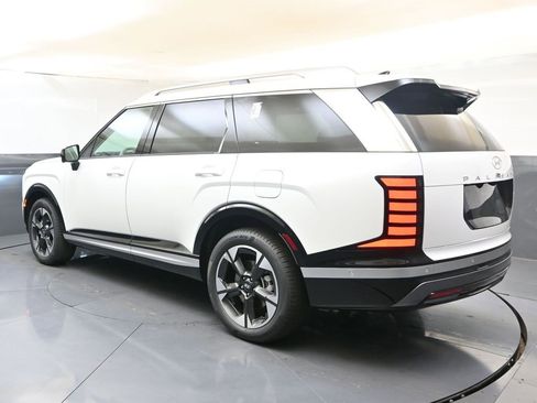 Certified 2026 Hyundai Palisade Limited image 3