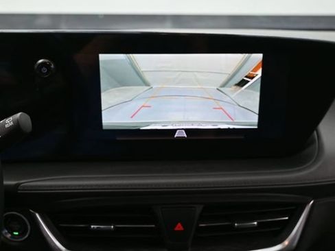 Used 2024 Buick Encore GX Preferred FWD image 24