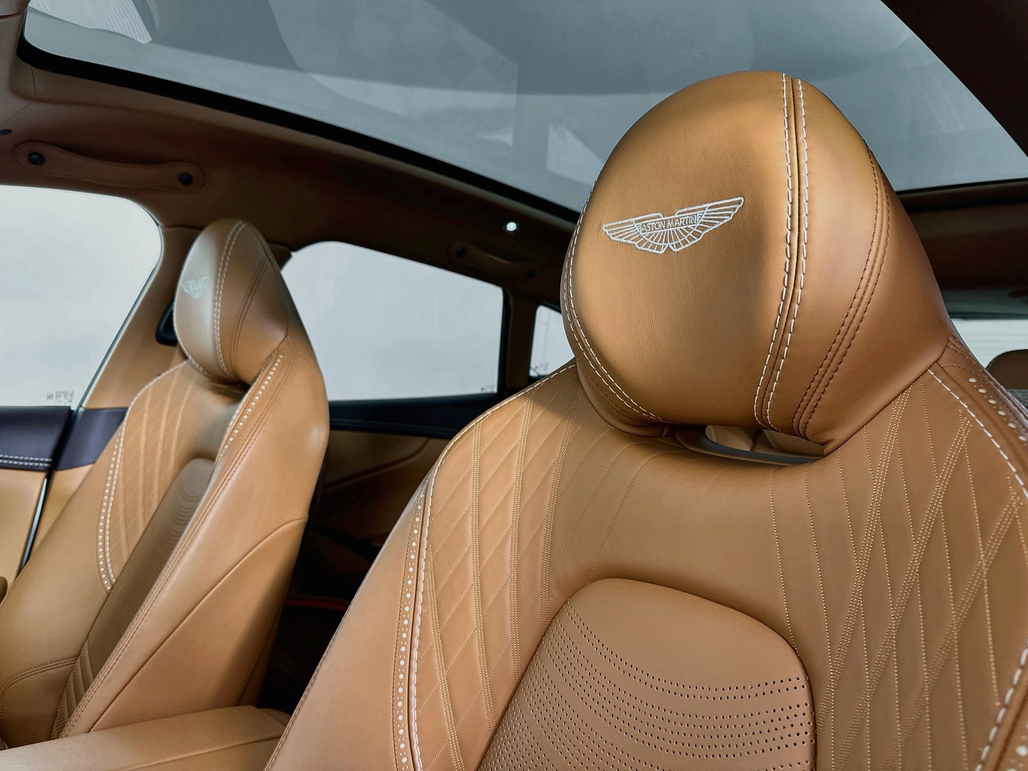 Used 2023 Aston Martin DBX 707 AWD/4WD image 5