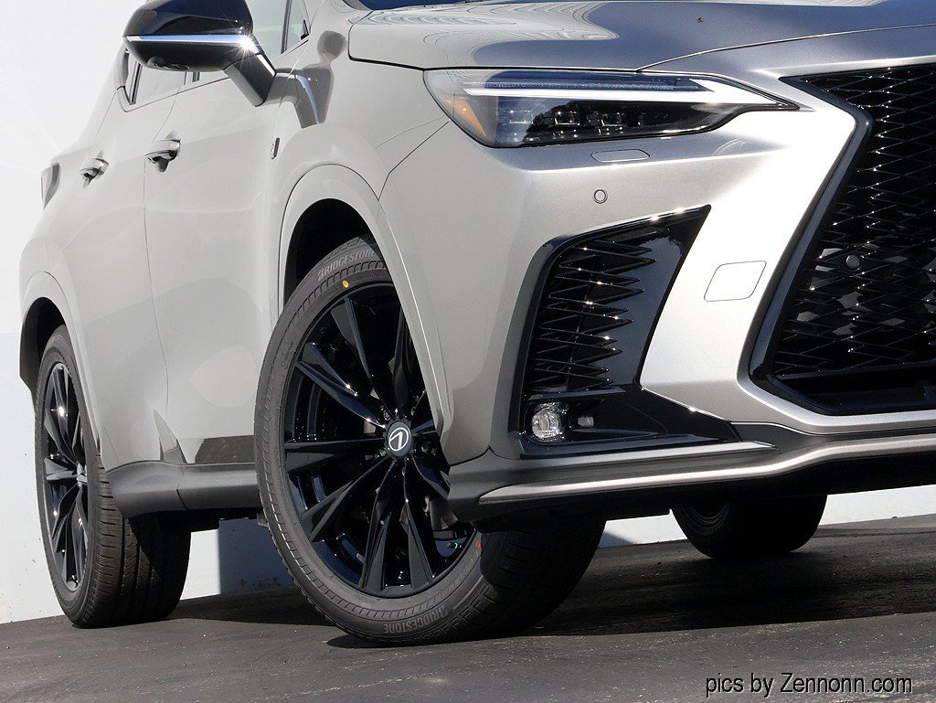 New 2026 Lexus NX 350 F Sport AWD/4WD image 4