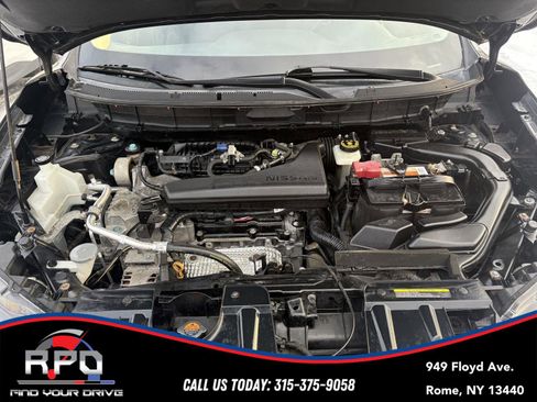 Used 2018 Nissan Rogue SV image 13