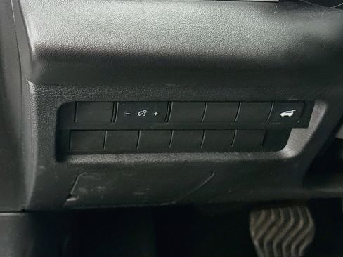 Used 2024 Mitsubishi Outlander SE AWD/4WD image 17