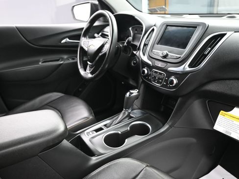 Certified 2020 Chevrolet Equinox LT w/ Sport Edition image 26