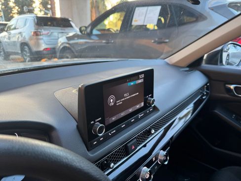 Used 2025 Honda Civic LX image 18