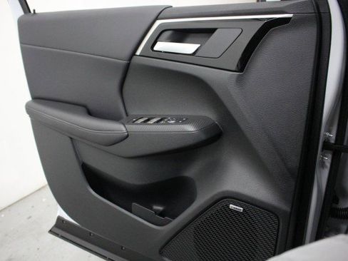 New 2026 Mitsubishi Outlander SE image 15