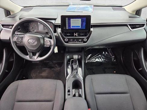 Used 2024 Toyota Corolla LE image 17