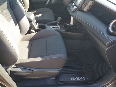 Used 2018 Toyota RAV4 XLE image 16
