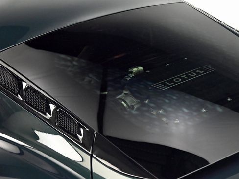 New 2025 Lotus Emira image 28