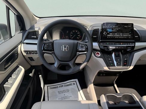 New 2026 Honda Odyssey EX-L image 16