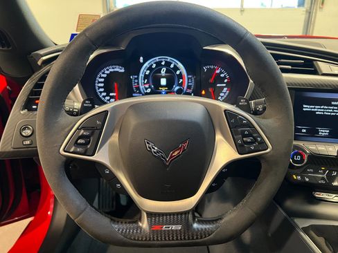 Used 2017 Chevrolet Corvette Z06 RWD image 11