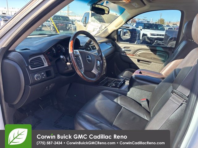 Used 2013 GMC Yukon XL Denali AWD/4WD image 10